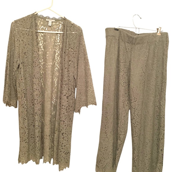 Isaac Mizrahi Pants - Isaac Mizrahi Live! Lace Pants Set